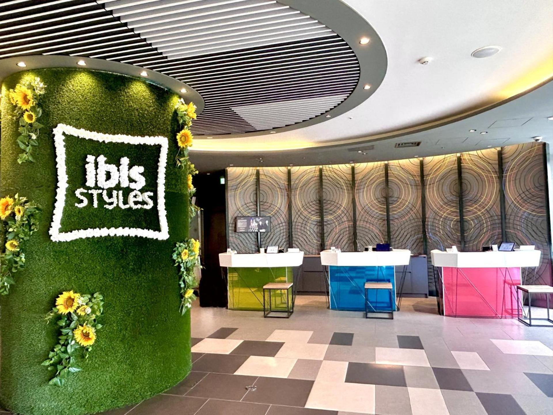 Ibis Styles Tokyo Bay Urayasu Exterior foto