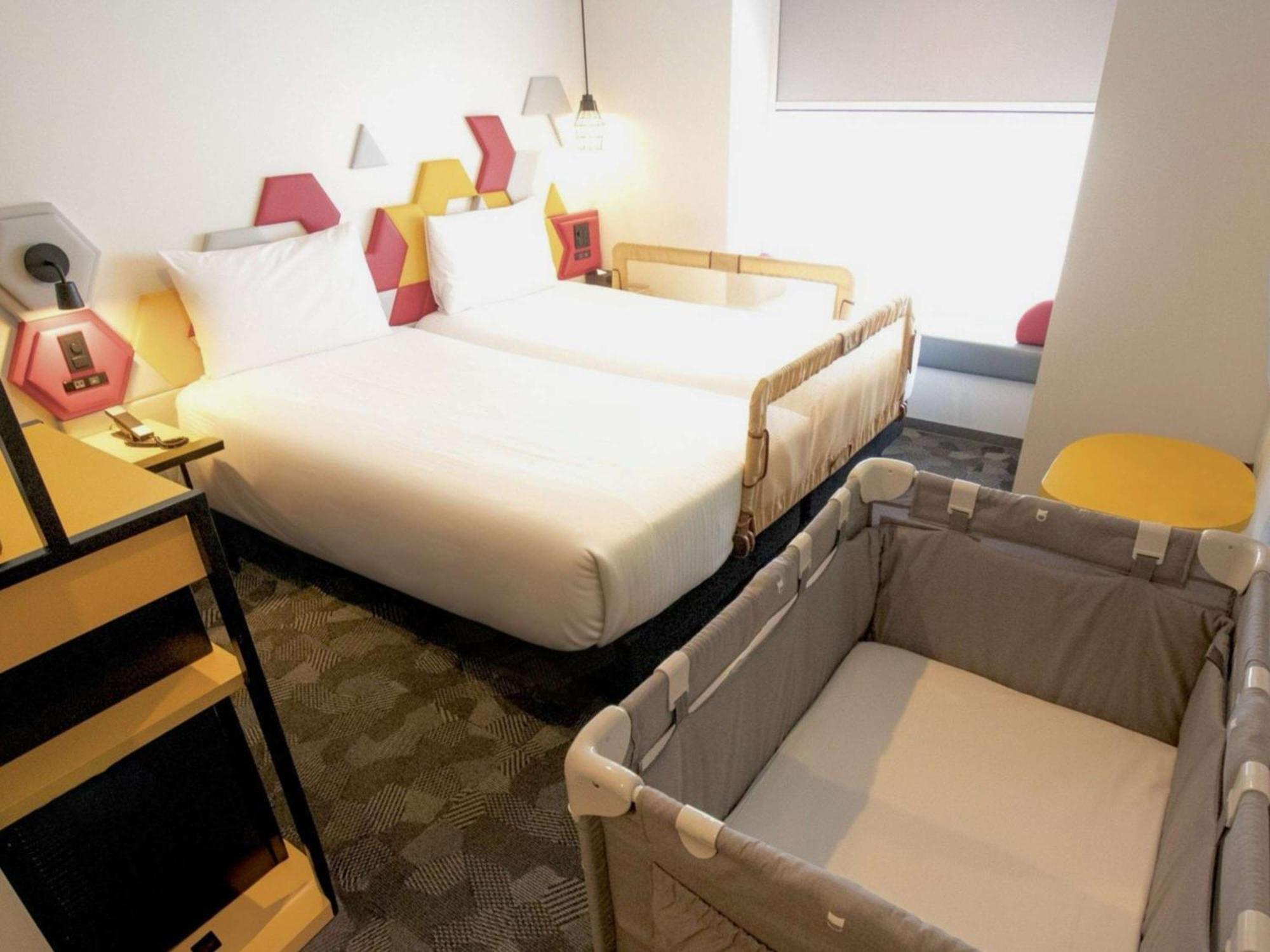 Ibis Styles Tokyo Bay Urayasu Exterior foto
